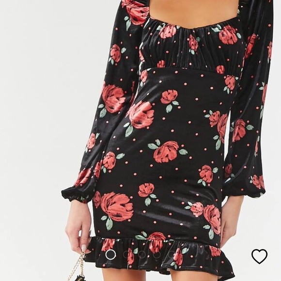 NWT Floral velvet long sleeve mini dress - Picture 2 of 5